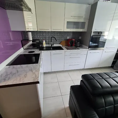 Apartament Bursztynowe Osiedle Apartment *